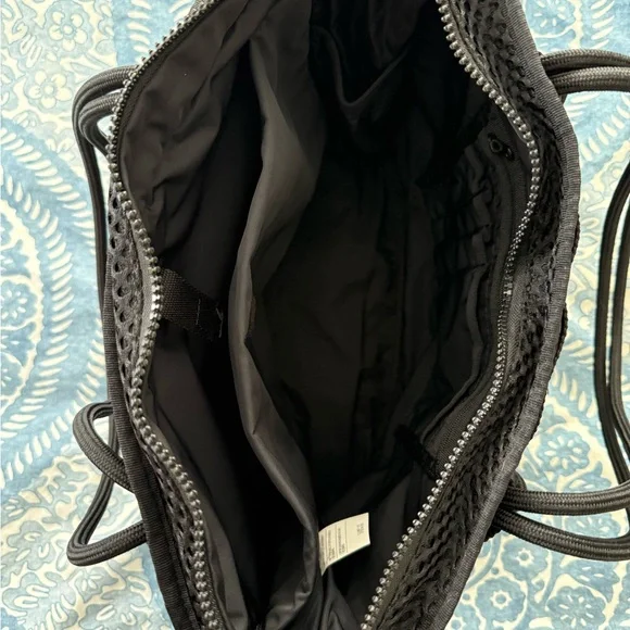 Nike Black Mesh Backpack - Picture 4 of 4